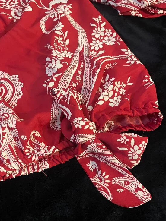Vince Camuto Red Paisley Off Shoulder Boho Blouse M - Picture 3 of 9